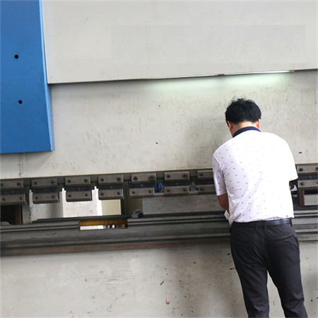 4 + 1 галванизиран лим од нерѓосувачки челик Лим со висока прецизност за виткање Електро-хидраулична серво CNC машина за виткање