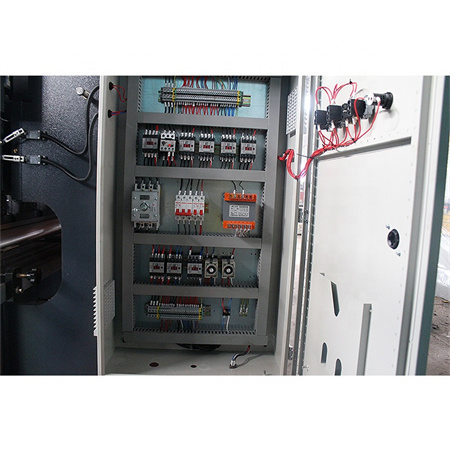 Дигитален мал тип Најпродавана машина за свиткување Krrass Cnc Yawei 2021 година Користена машина за притискање на сопирачките во Кина производители