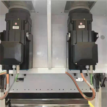 GILDEMEISTER Високопрецизна 30t хидраулична машина за сопирање со преса
