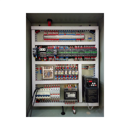 Хидраулично серво автоматско CNC притискање на кочница 6+1 оски со Delem DA66T контролер за виткање електрични кабинети