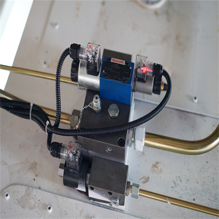 Притиснете ја сопирачката Притиснете ја сопирачката Хидраулична машина CNC хидраулична притисна сопирачка машина за виткање 4000 мм