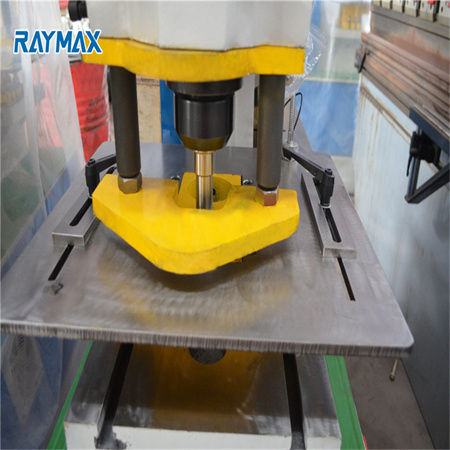 Се продава железарска машина за дупчење и стрижење модел QA32-8 360KN за метален лим