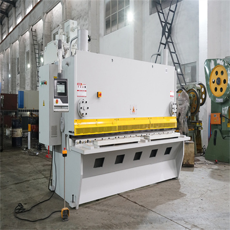 не'рѓосувачки челик Автоматска машина за сечење 4 x 3200 mm за сечење метален лим за нишалка cnc хидраулична машина за сечење со стрижење