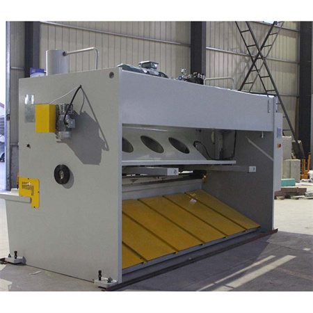 Автоматска индустриска машина за сечење метални челични лимови од ролна до должина