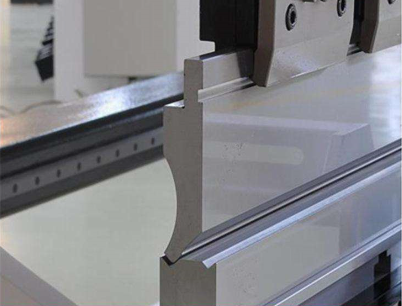 Wc67yk 80 100 160 200 Ton 3200mm E21 Nc лим масло Хидраулична преса на кочница Цена