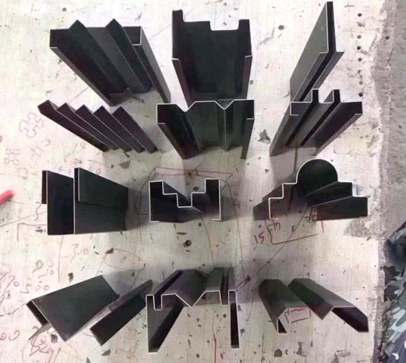 Wc67yk 80 100 160 200 Ton 3200mm E21 Nc Sheet Metal Oil Hydraulic Press Brake Price Wc67yk 80 100 160 200 Ton 3200mm E21 Nc лим масло Хидраулична преса на кочница Цена